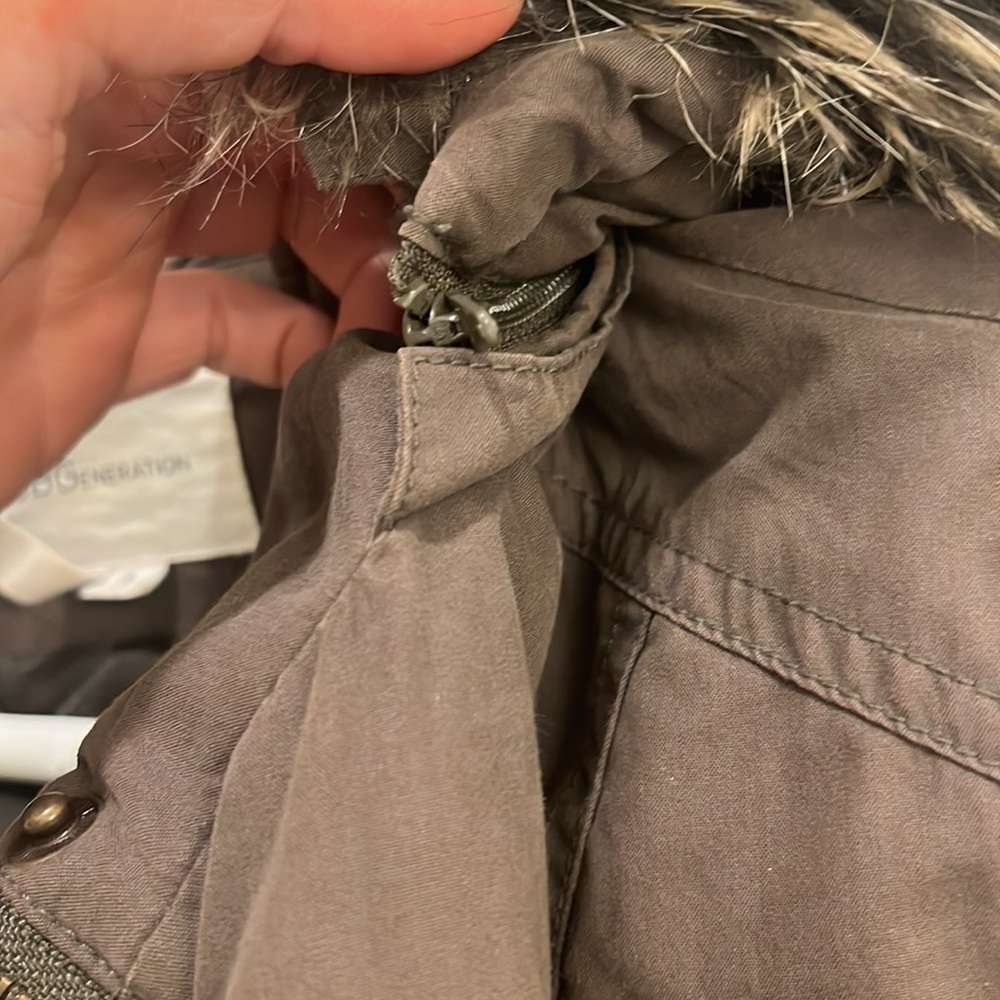 Jacket - Picture 2 of 9